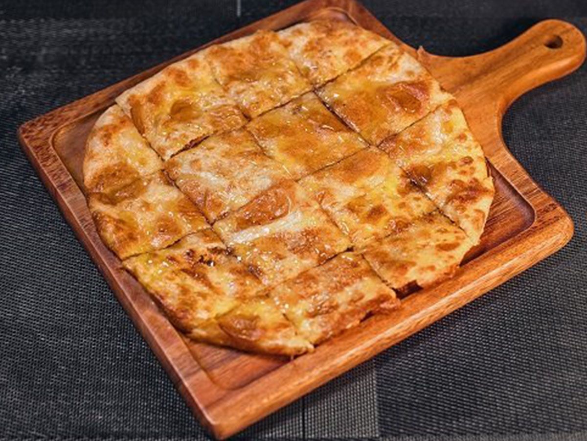 Qeshta And Honey Pie