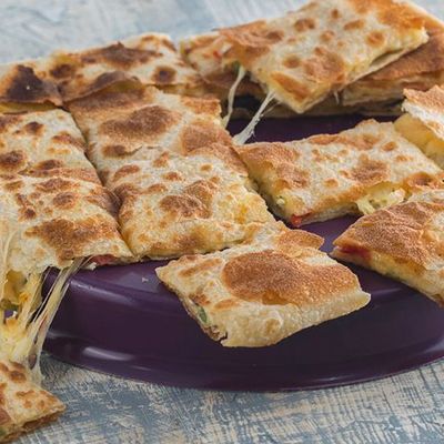 فطيرة جبنة مشكلة لذيذة