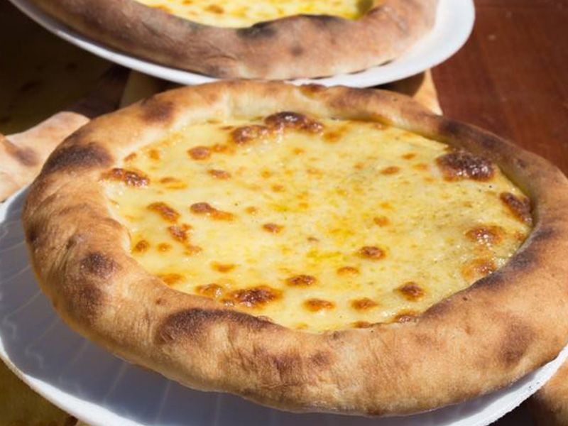 Mix Cheese Feteer