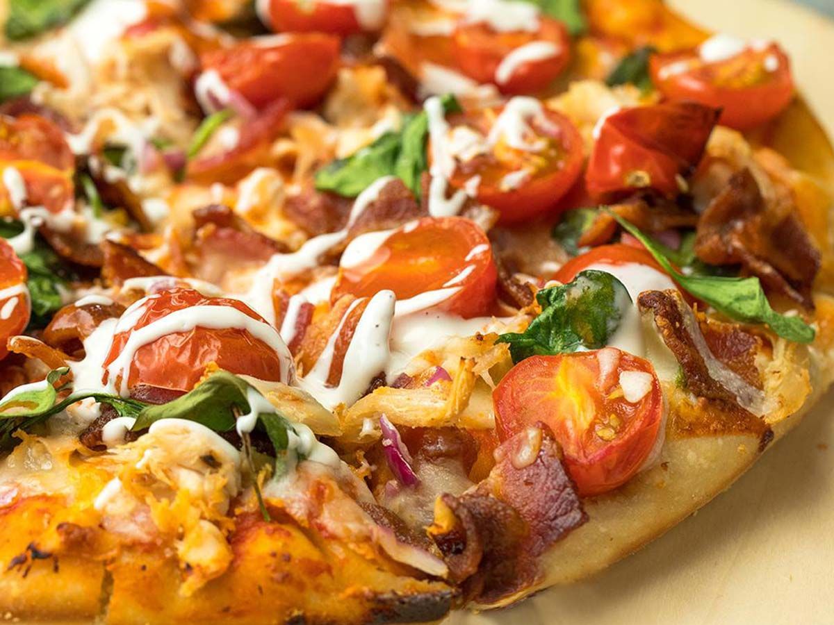 Italian mix chicken pizza