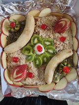 Fruits cocktail and honey pie