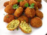 Falafel Qmati platter 7 pcs
