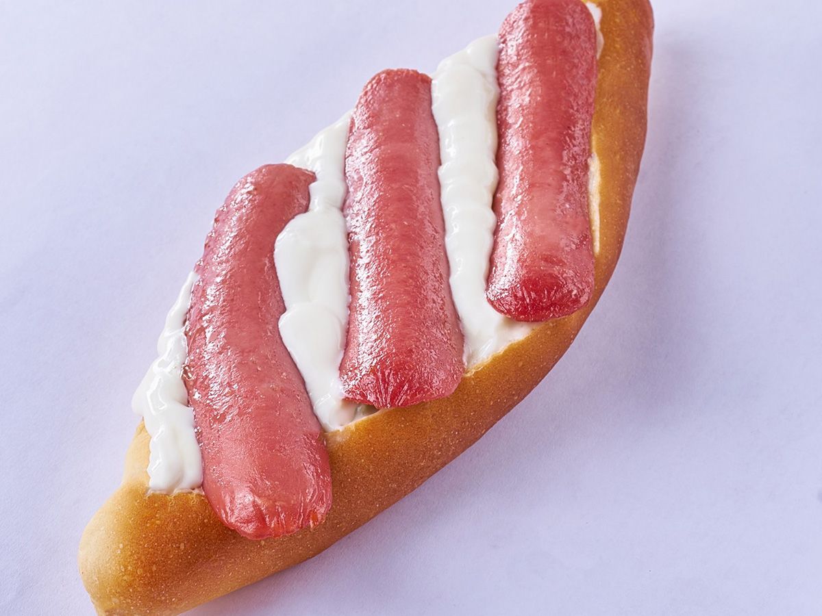 kiri with pastrami and hot dog forteka