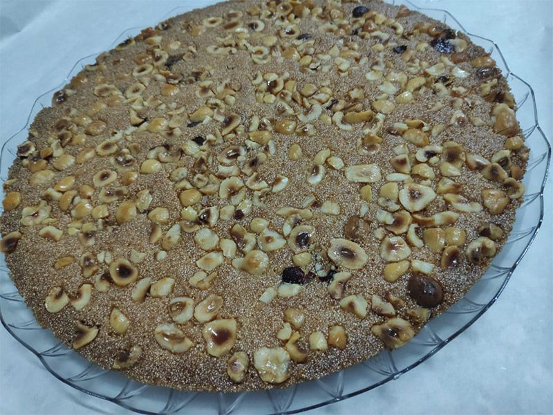 Forma Basbousa With Hazelnuts