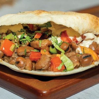 Alexandrian foul sandwich