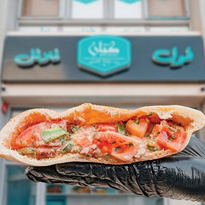 Makhsos Foul sandwich