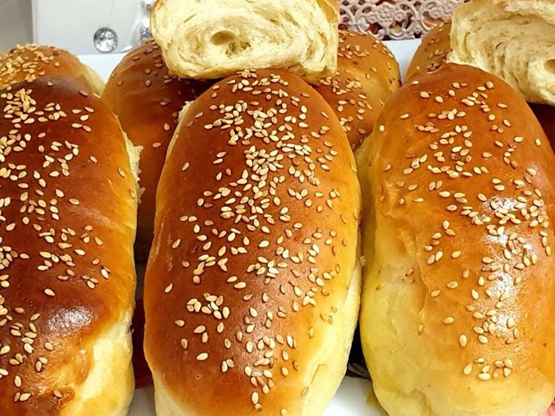 Large Sesame Fino Bread