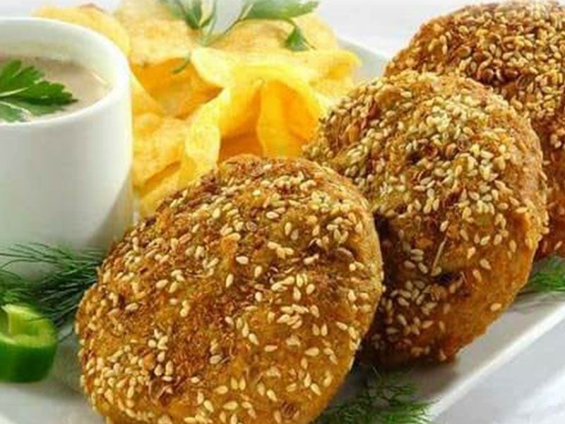 Large Falafel With Sesame Patty