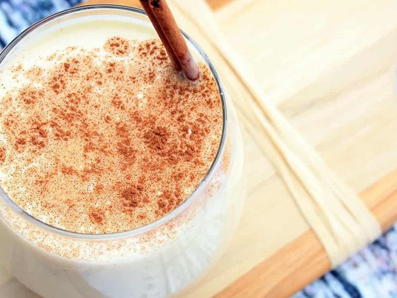 Cinnamon Milk With Ginger