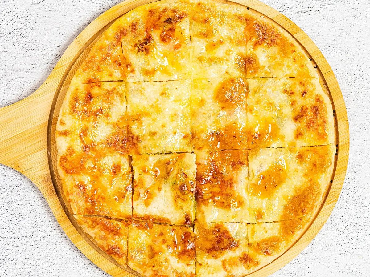 Honey Cream and Nuts Pie