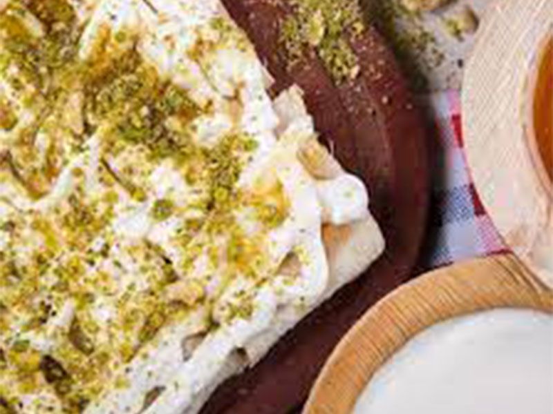 Qeshta With Honey And Nuts Pie