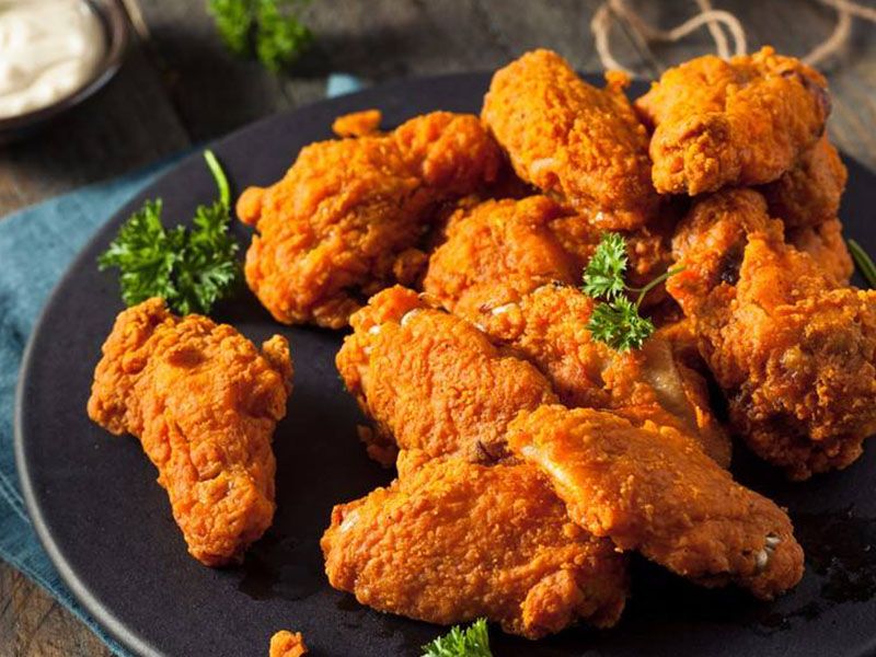 8 Pieces Of Chicken Wings With Buffalo Sauce