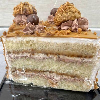 Volcano Lotus Cake