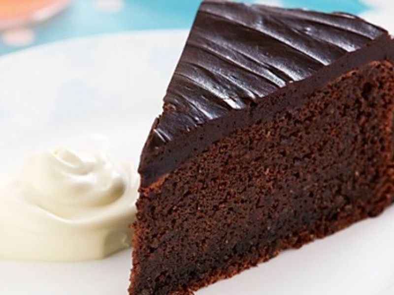 Sponge Chocolate Gateau