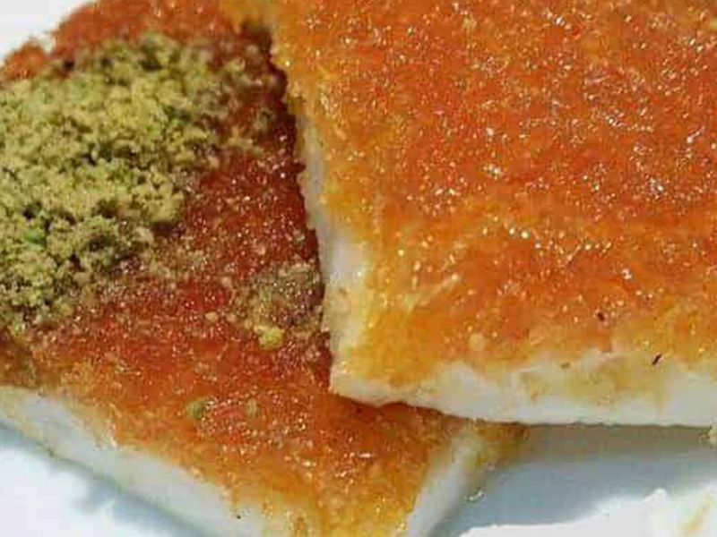 Cream Konafa Piece