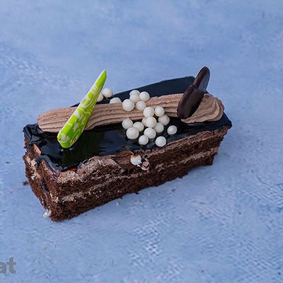 Super Lux Gateau Piece