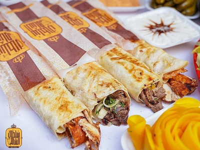 meat shawarma sandwich