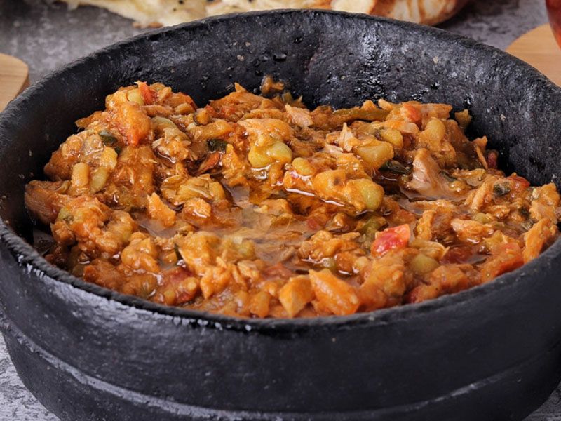 Tuna Qalabah