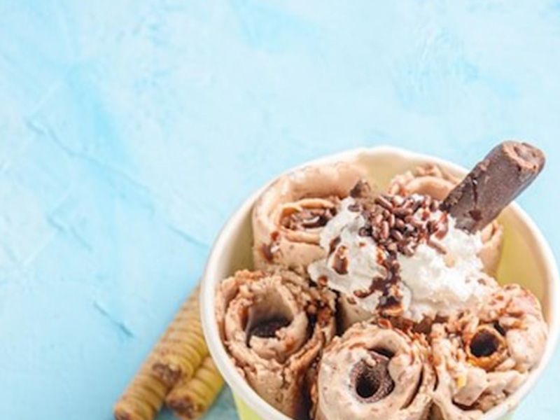 cappuccino ice cream roll