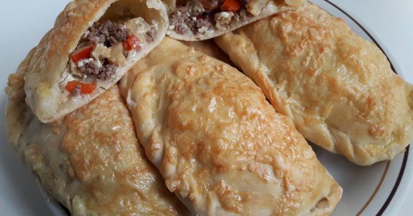 Mix Meat Calzone