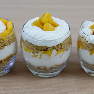 Kunafa with mango cup