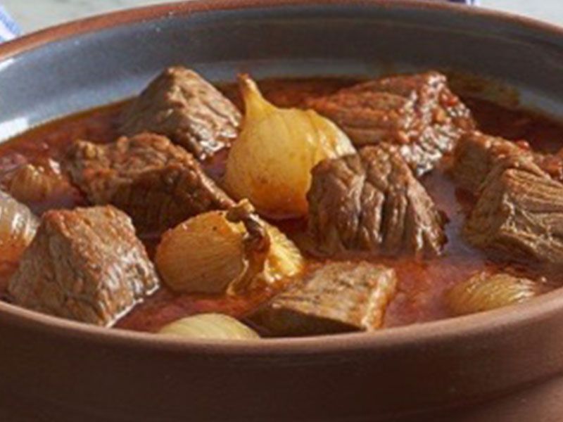 Kebab Hella With Onion Tagine