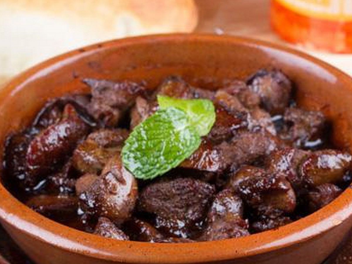 Chicken liver with pomegranate molasses