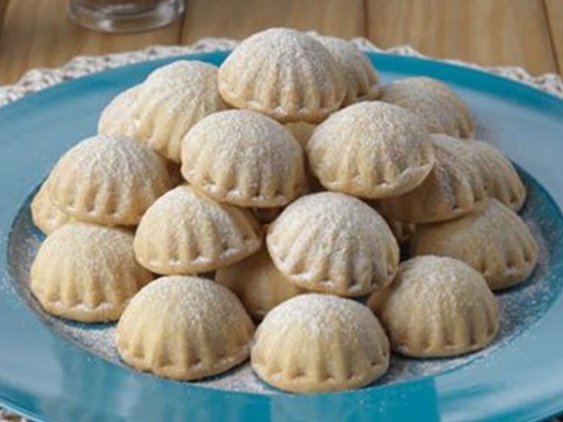Kahk With Ajwa - Hearts