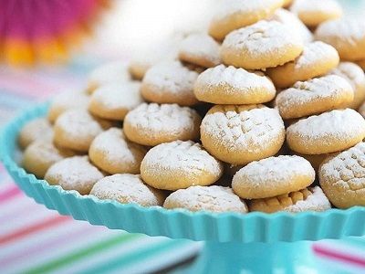 Kahk With Sugar