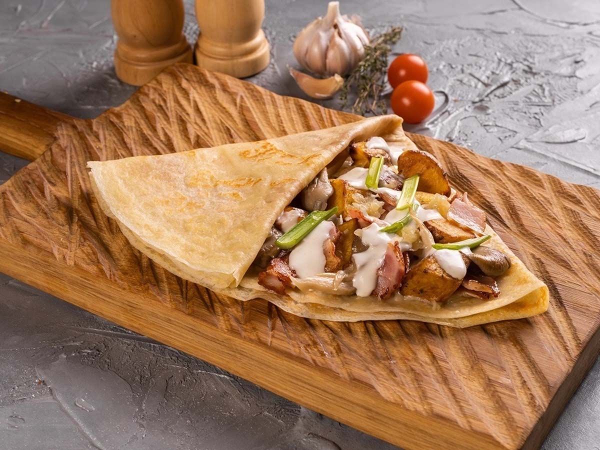hot dog crepe
