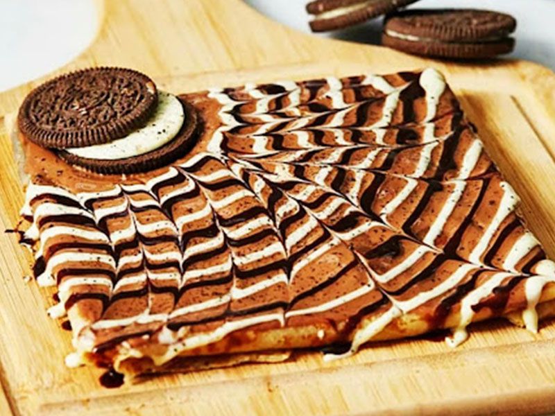 Chocolate With Oreo Crepe