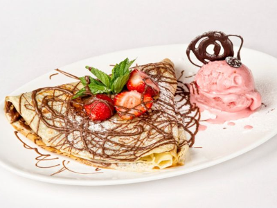 Chocolate And Fruits Crepe