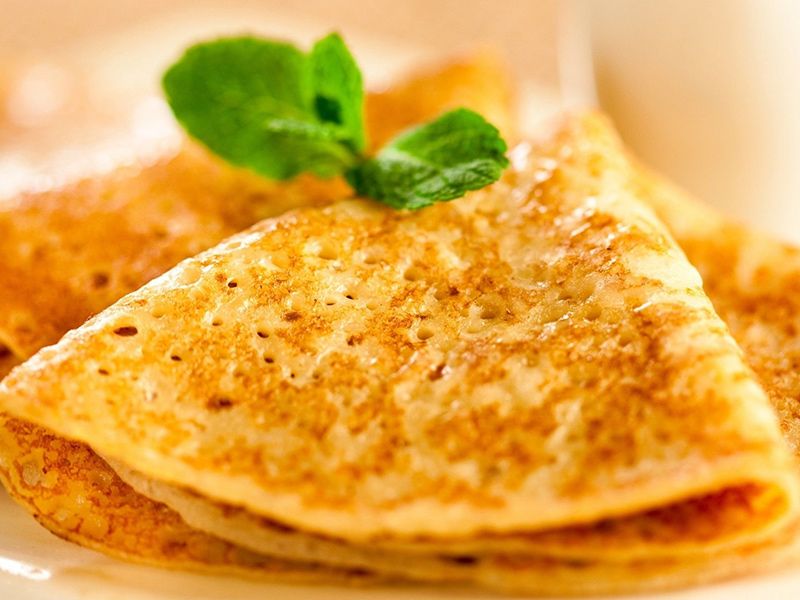 Potato Chips With Mozzarella Cheese Crepe
