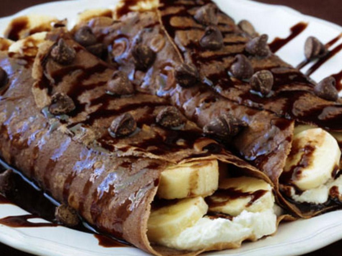 Banana With Chocolate Crepe