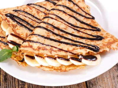 Chocolate and banana crepe