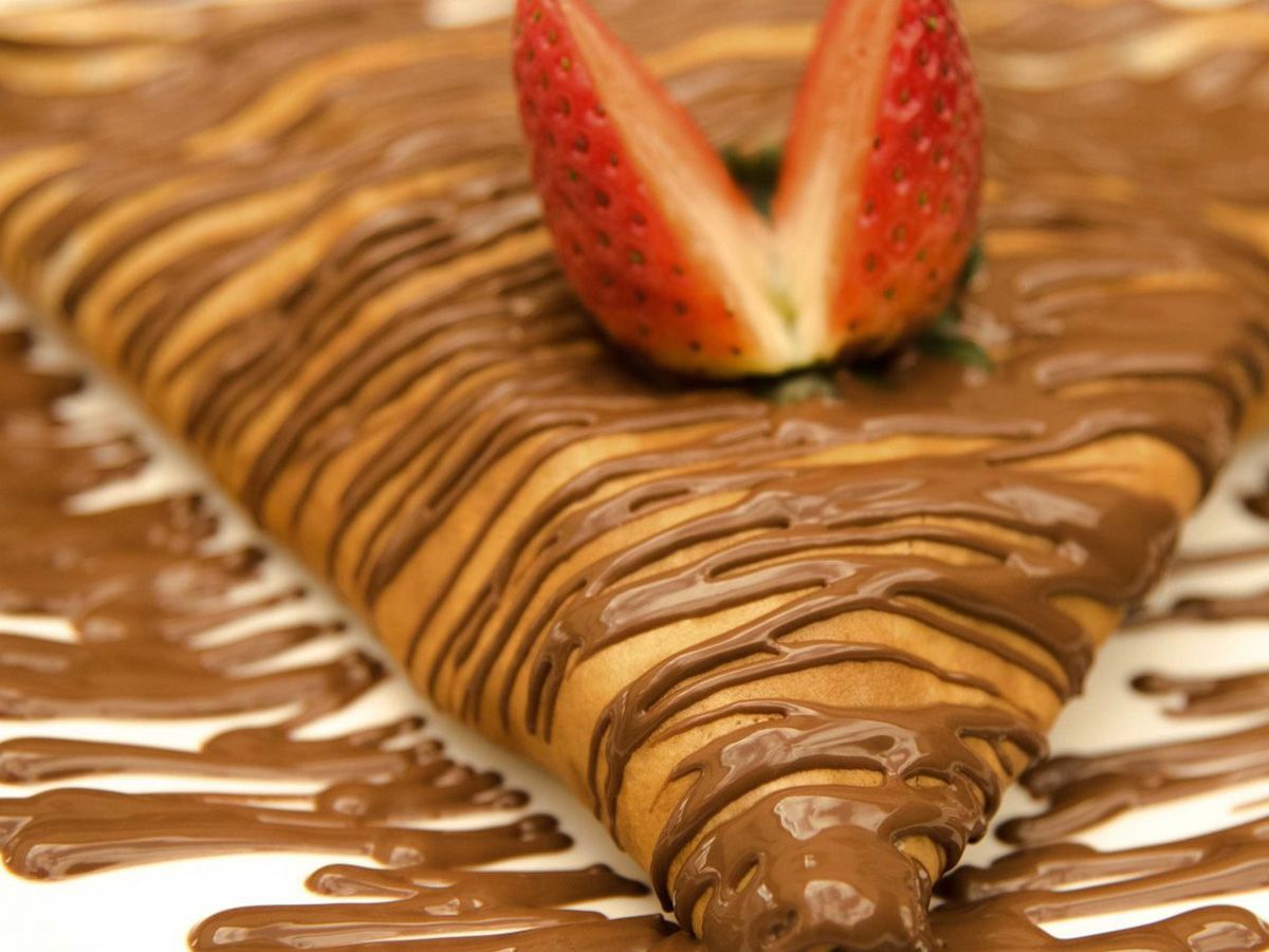 Plain chocolate crepe