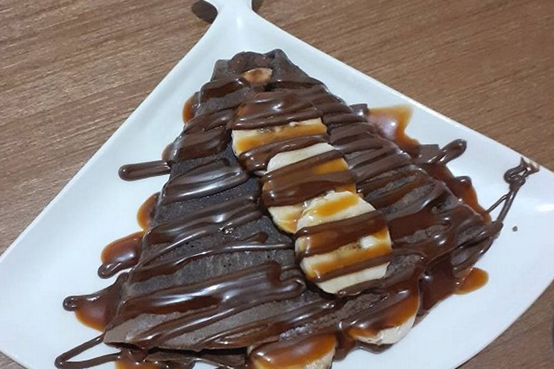 Chocolate and Banana Crepe