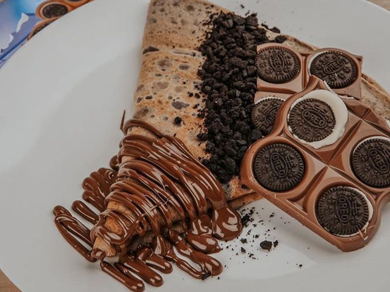 Chocolate With Oreo Crepe