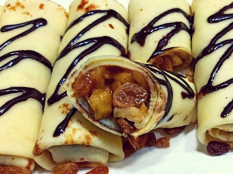Chocolate With Nuts Crepe