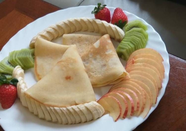 Honey And Qeshta Crepe