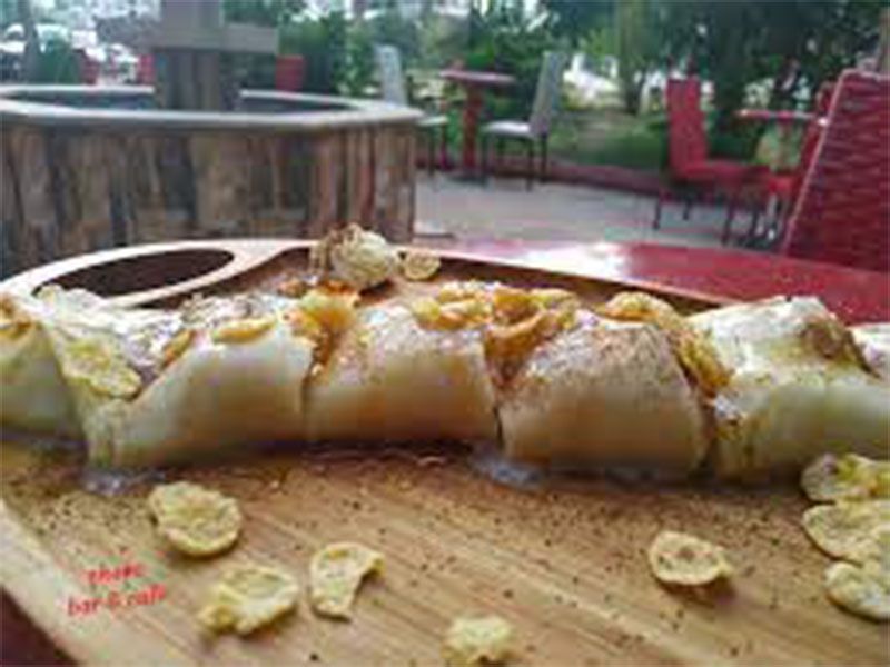Qeshta With Halawa Crepe