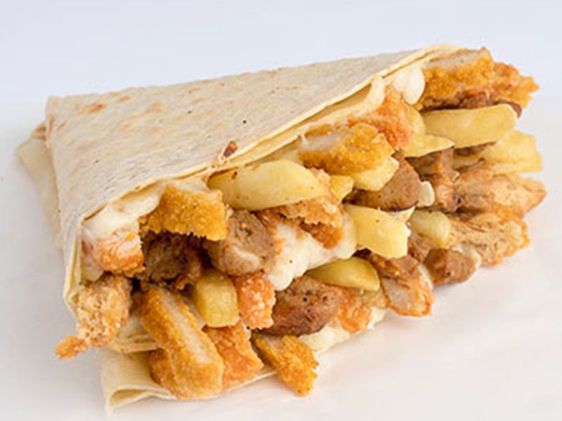 Crispy Chicken With Sausage Crepe