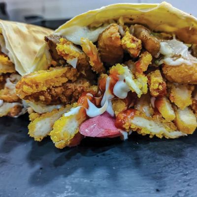 Mix chicken crepe