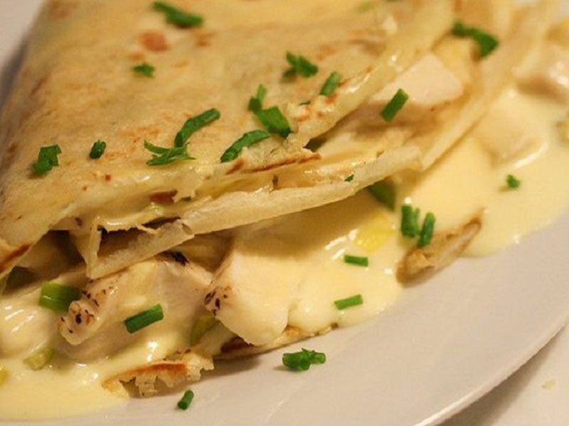 Mix Cheese With Caviar Crepe
