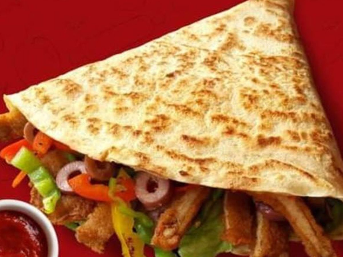 Mix chicken crepe