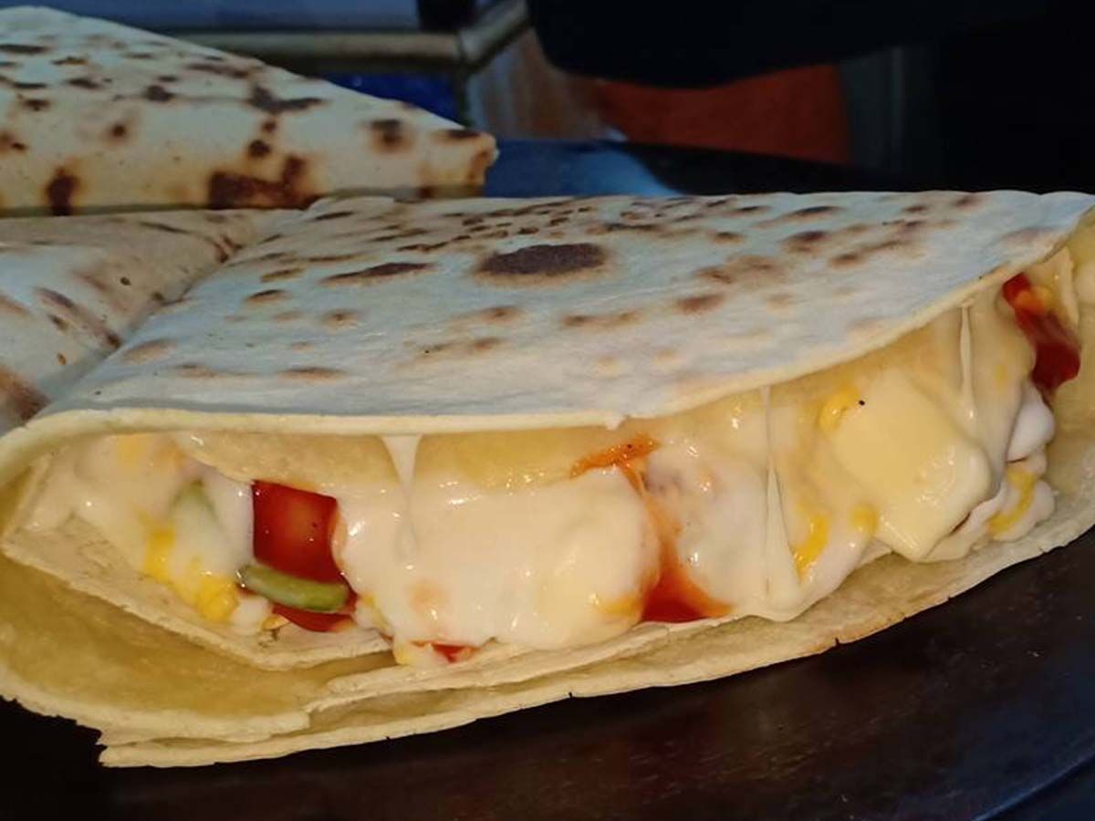 Mixed cheese crepe