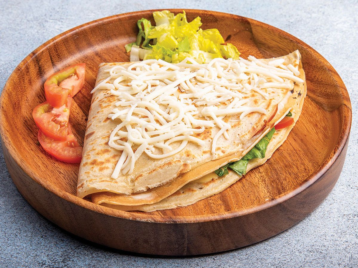 Mix cheese crepe