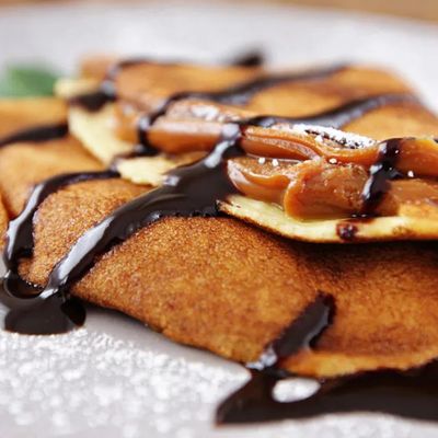 Mix Nutella And Lotus Crepe