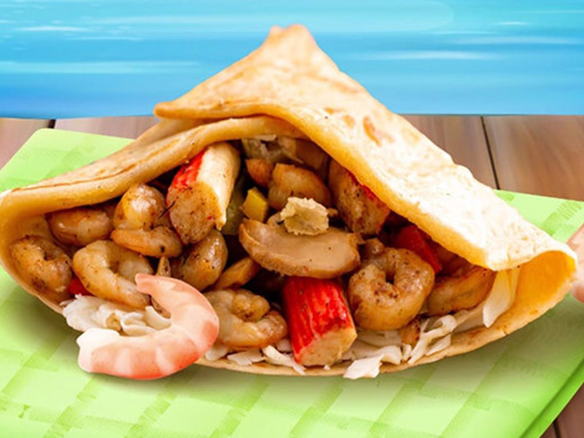 Mix seafood crepe
