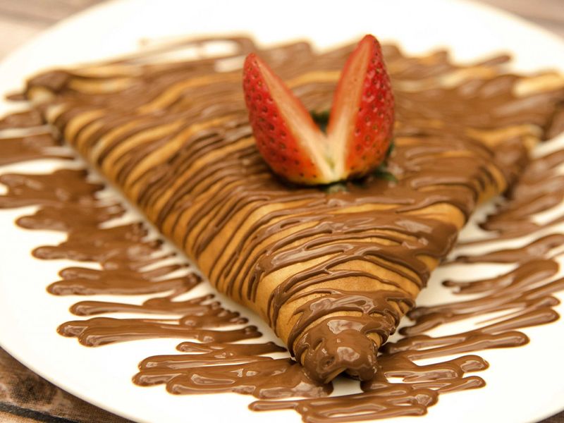 Nutella Chocolate With Oreo Crepe
